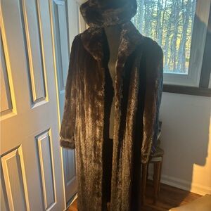 Luxurious Fur- Women’s Ranch,female skin, full-length Mink Coat